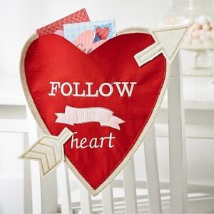 Pottery Barn Valentines Chairbacker